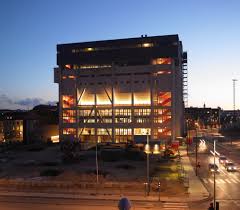 Industri&aelig;lt kulturhus ved havnen &ndash; Nordkraft Aalborg