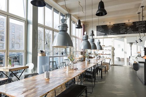 Restaurant Wulff i Horsens med karaoke og feststemning