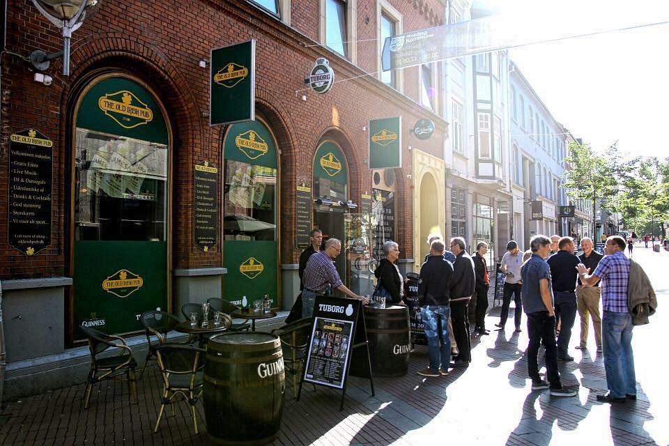 The Old Irish Pub Kolding med irsk stemning og social atmosfære